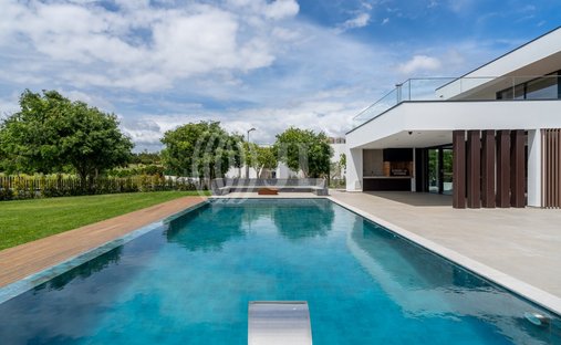 Haus in Barcarena, Lissabon, Portugal 1