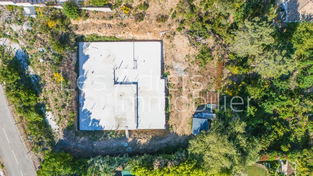 Land in Les Adrets-de-l'Estérel, Provence-Alpes-Côte d'Azur, France 4 - 17845729