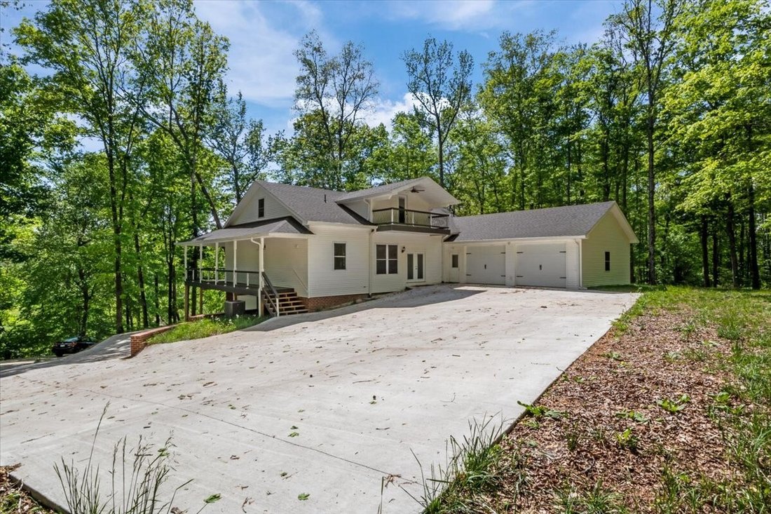 House in Waverly, Tennessee, United States 3 - 17846611