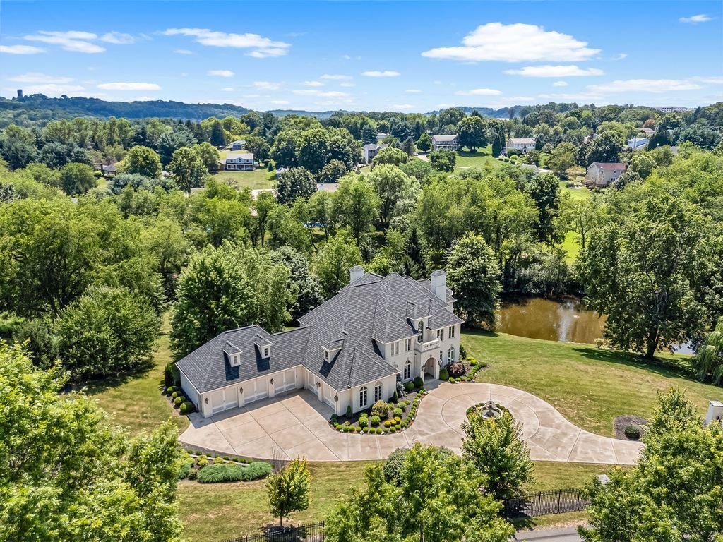 House in Mars, Pennsylvania, United States 4 - 17849021