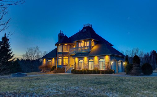 Haus in Granby, Québec, Kanada 1