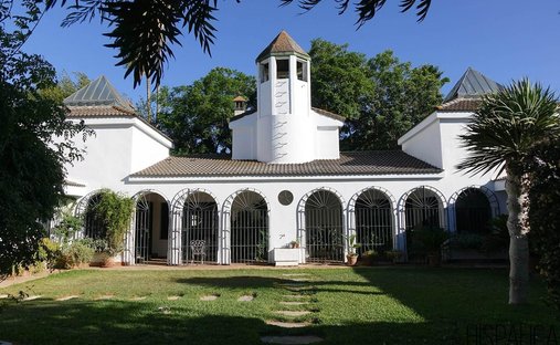 Villa in Mairena del Aljarafe, Andalusia, Spain 1
