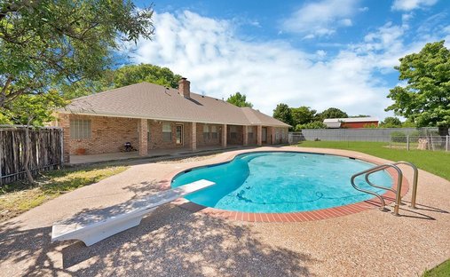 Casa a Weatherford, Texas, Stati Uniti 1