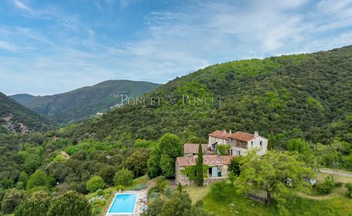 Estate in Sumene, Occitania, France 1