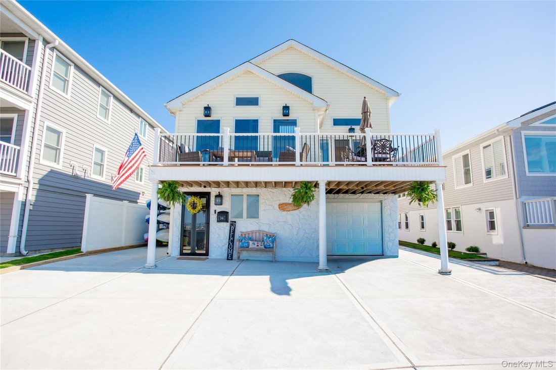 House in Long Beach, New York, United States 1 - 17135948