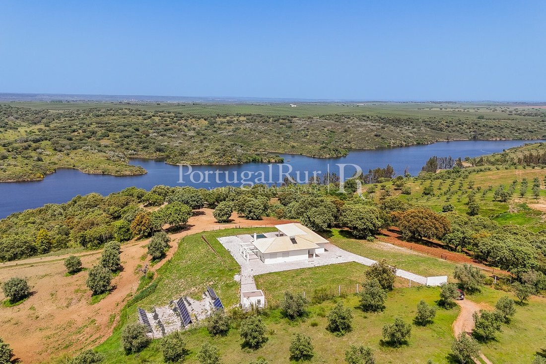 Estate in Avis, Portalegre District, Portugal 1 - 16099852