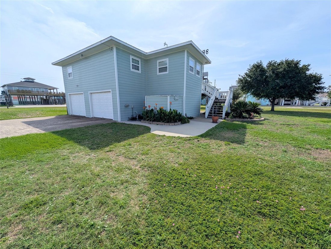 House in Bolivar Peninsula, Texas, United States 3 - 17846608