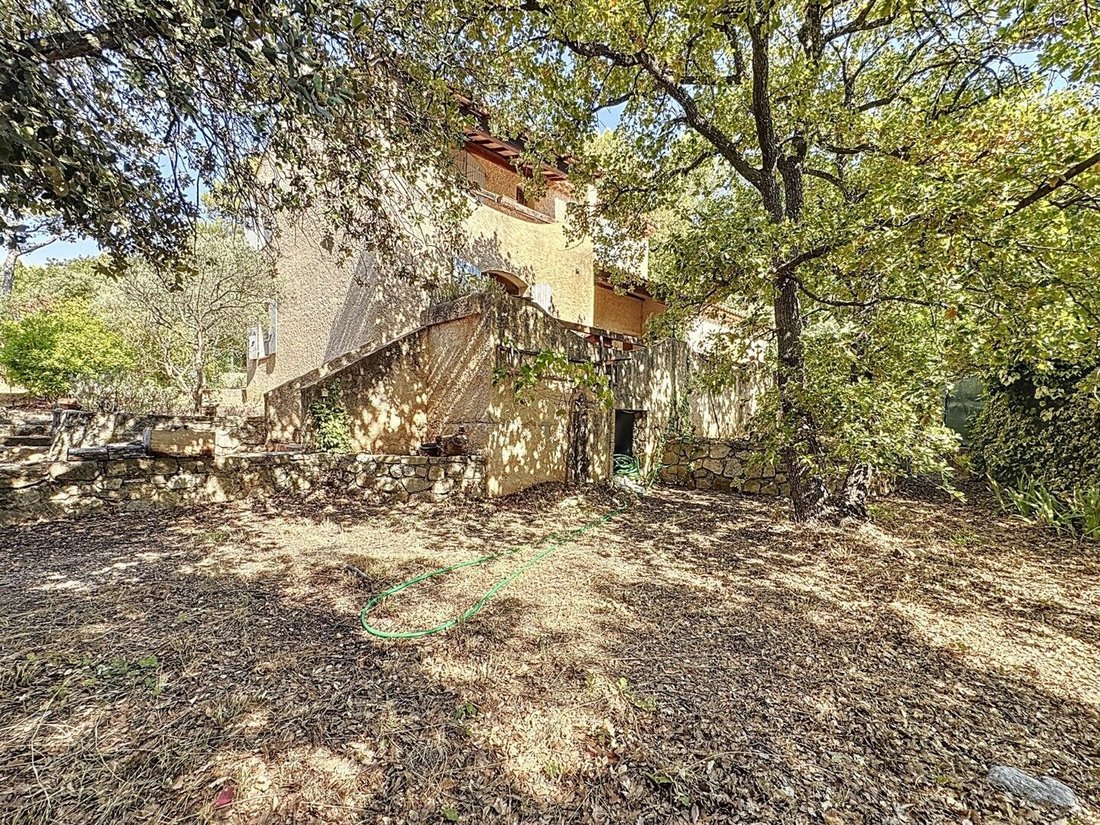 Villa in Puyloubier, Provence-Alpes-Côte d'Azur, France 4 - 17844766