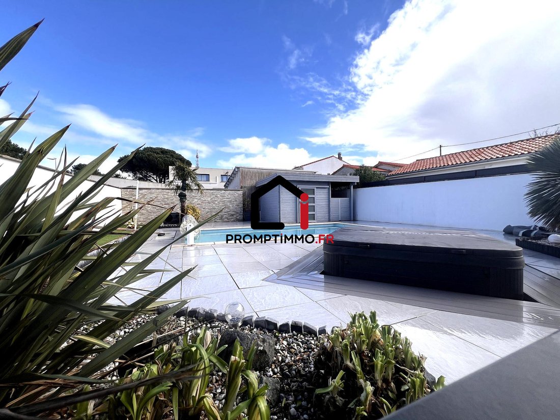 House in Vaux-sur-Mer, Nouvelle-Aquitaine, France 4 - 17385213