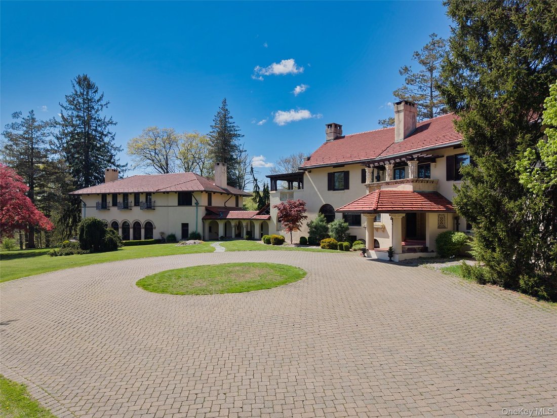 House in Woodbury, New York, United States 1 - 17844430