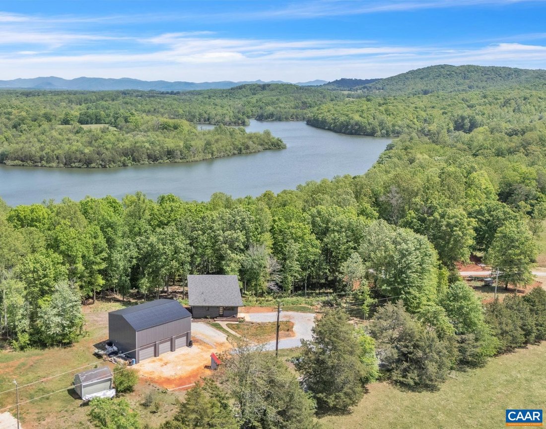 House in Amherst, Virginia, United States 2 - 17845975