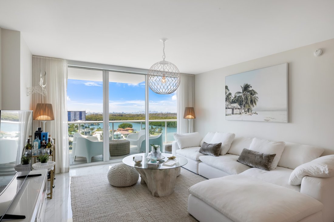 Condo in Sunny Isles Beach, Florida, United States 2 - 17843502