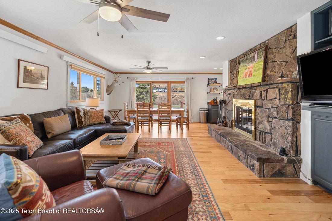 House in Dubois, Wyoming, United States 5 - 17847637