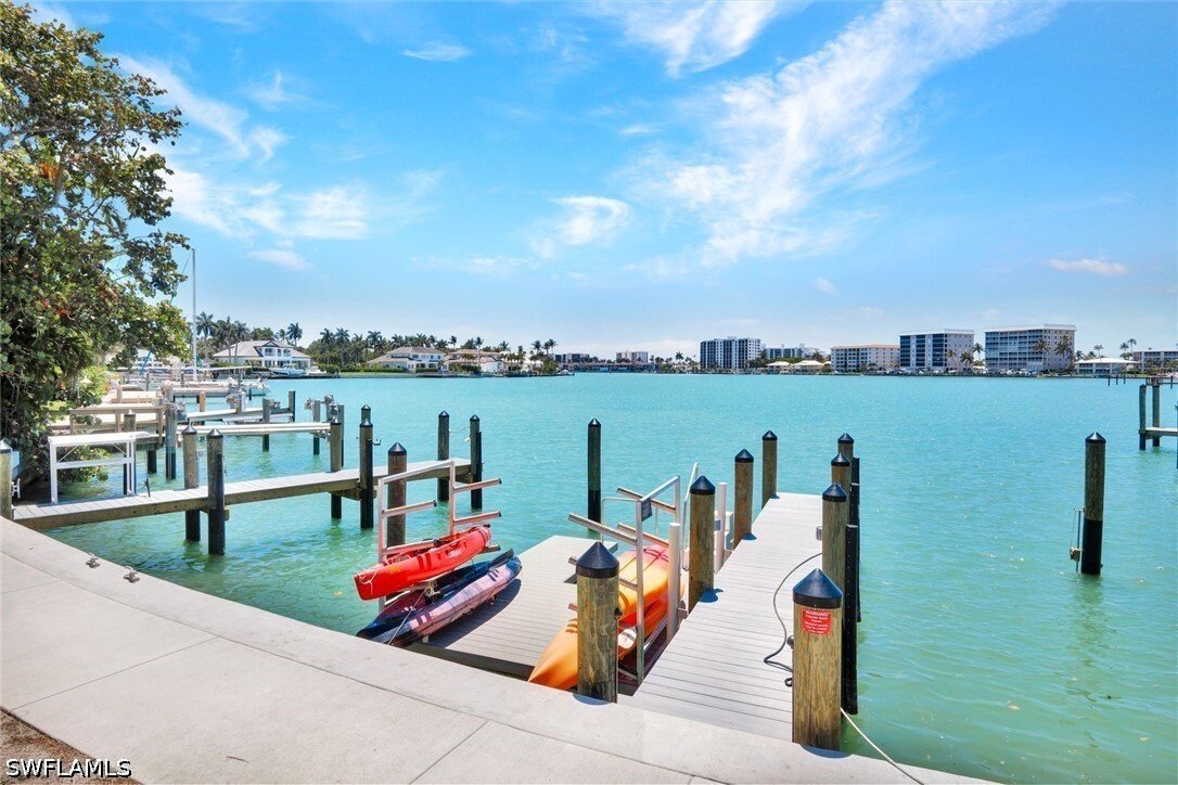 Condo in Naples, Florida, United States 5 - 17844447