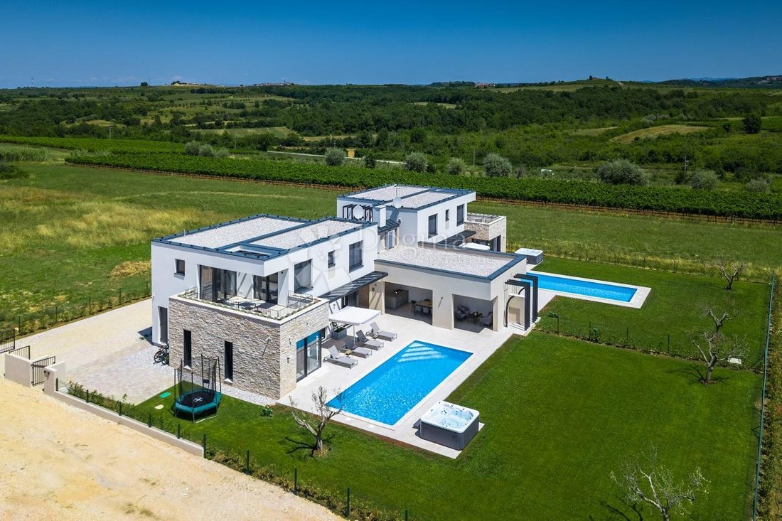 House in Brtonigla, Istria County, Croatia 2 - 17847578