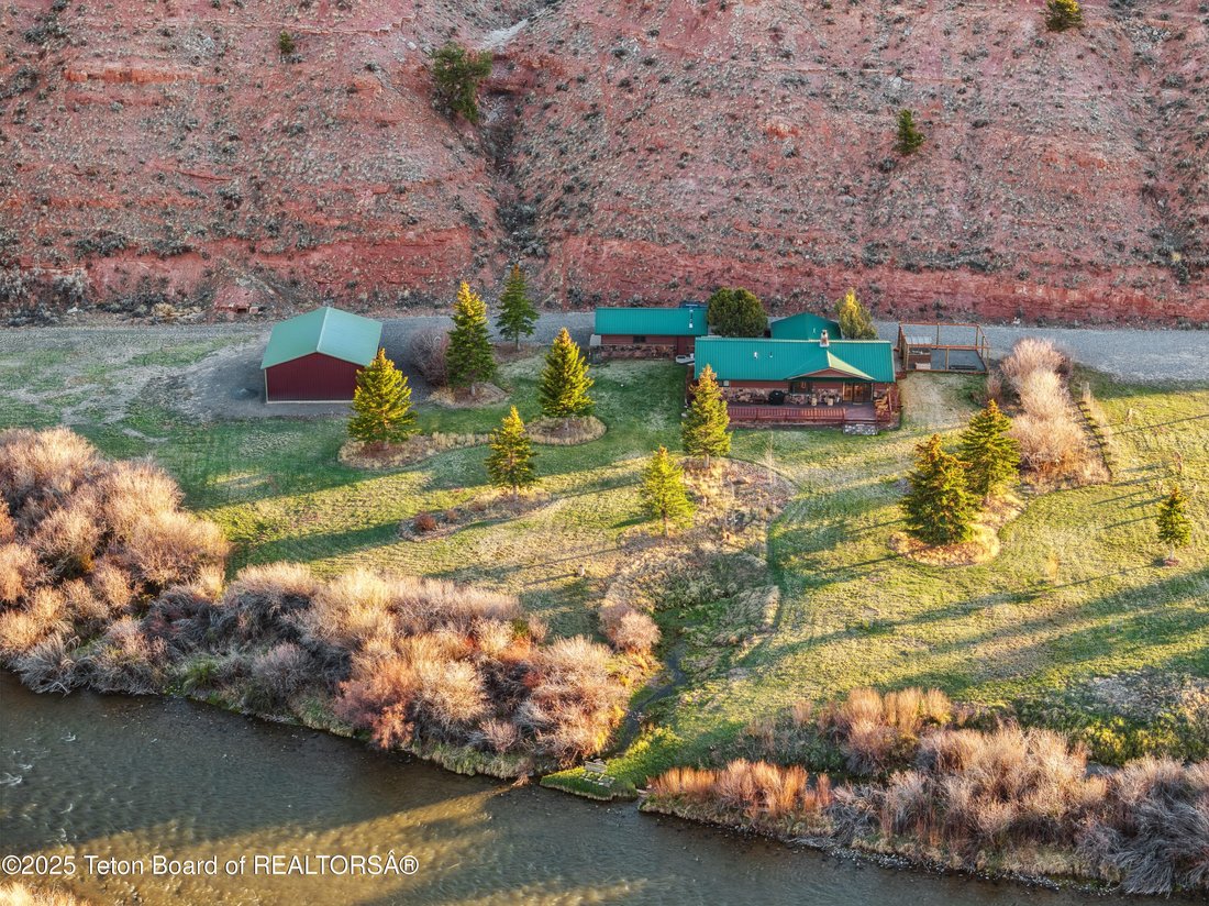 House in Dubois, Wyoming, United States 3 - 17847637