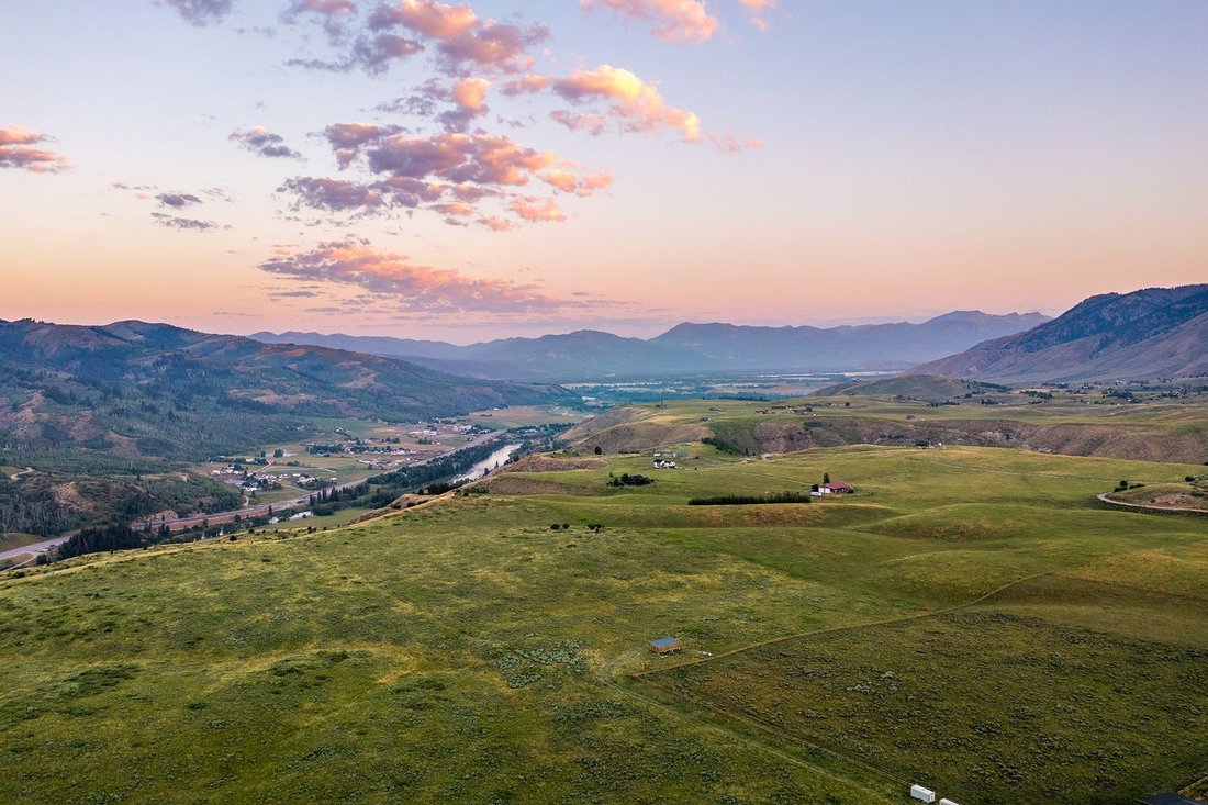Land in Jackson, Wyoming, United States 3 - 17847995