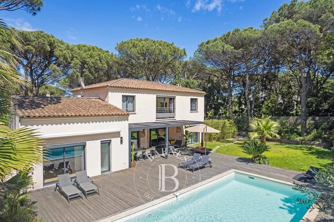 House in Zone Est Diffuse, Saint-Tropez, France 1 - 17845020