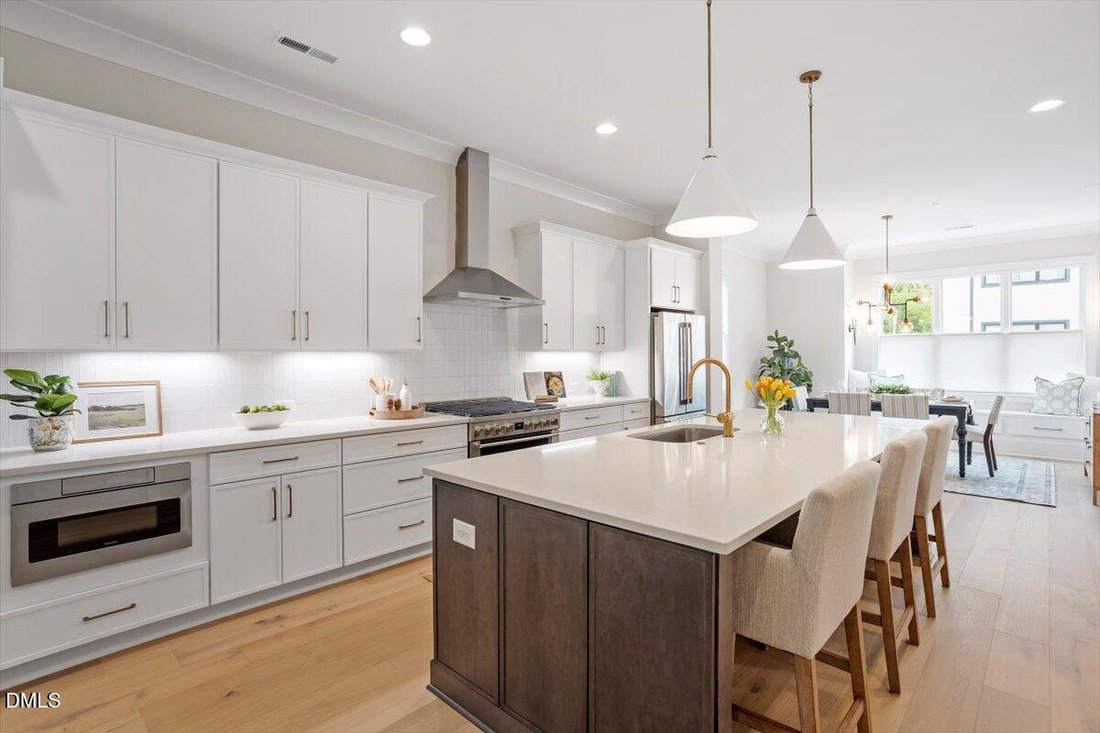 Townhouse in Raleigh, North Carolina, United States 5 - 17843966