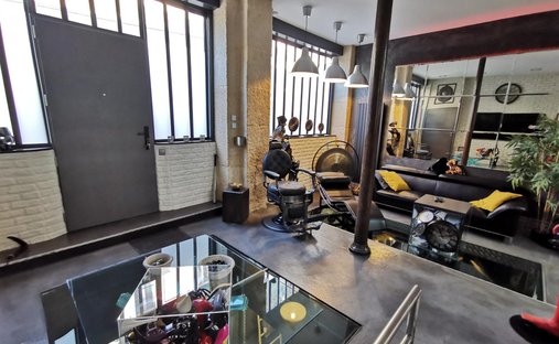 Apartment in Louis Blanc-Aqueduc, Paris 10e Arrondissement, Paris 1