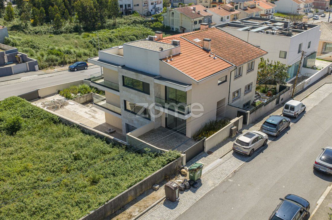 House in Canidelo, Porto District, Portugal 1 - 17848072