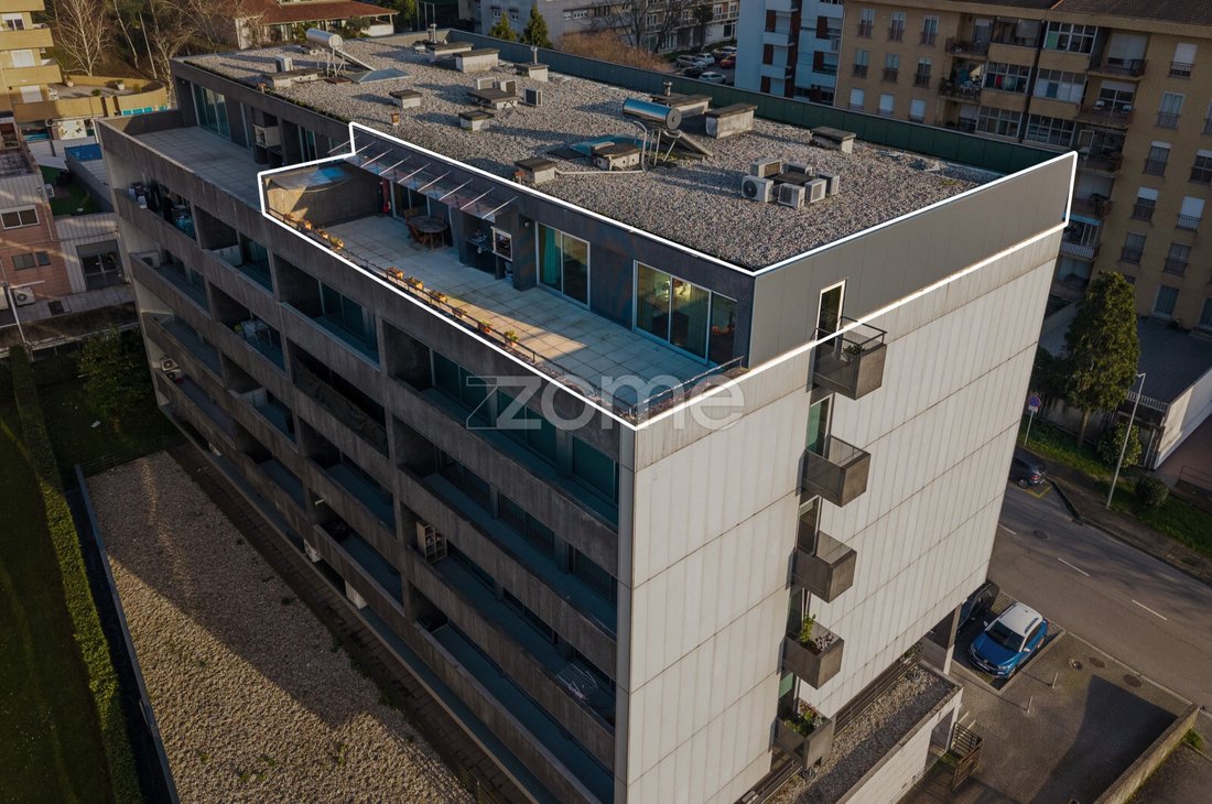Apartment in Creixomil, Braga, Portugal 2 - 17848055