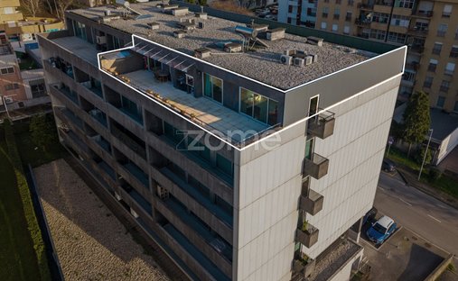 Apartment in Creixomil, Braga, Portugal 1