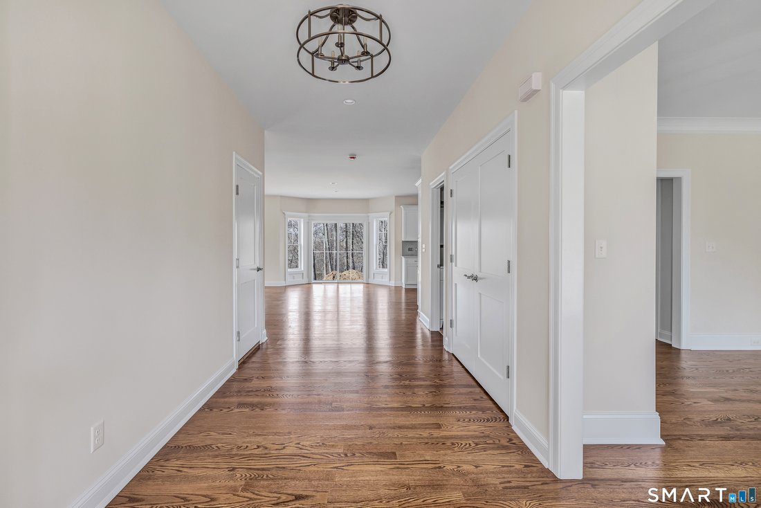 House in Shelton, Connecticut, United States 4 - 17845956