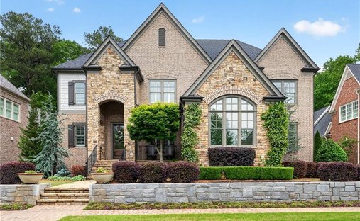 House in Berkeley Lake, Georgia, United States 1