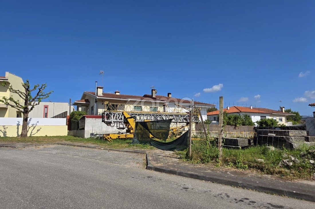 House in Merelim (Sao Paio), Panoias e Parada de Tibaes, Braga, Portugal 1 - 17848065