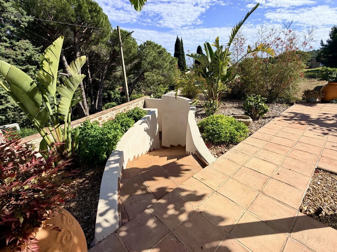 House in Carqueiranne, Provence-Alpes-Côte d'Azur, France 4 - 16962860