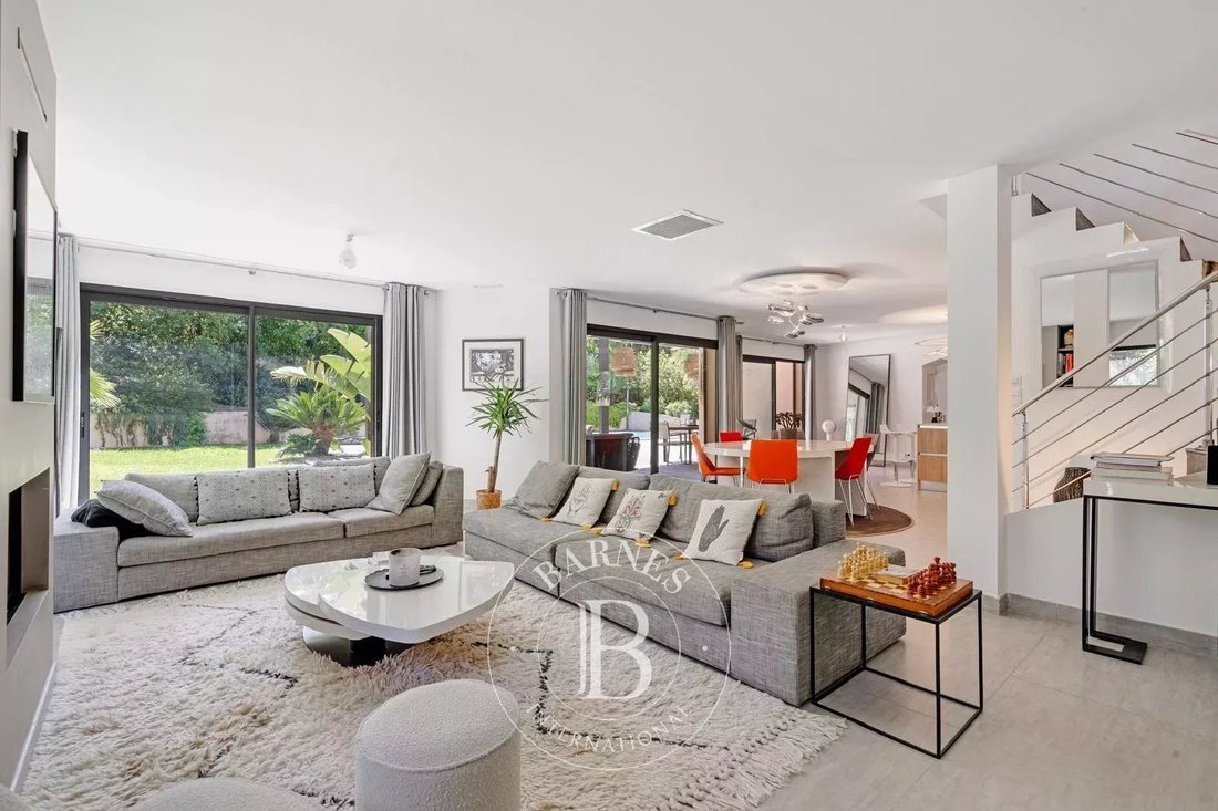 House in Zone Est Diffuse, Saint-Tropez, France 4 - 17845020