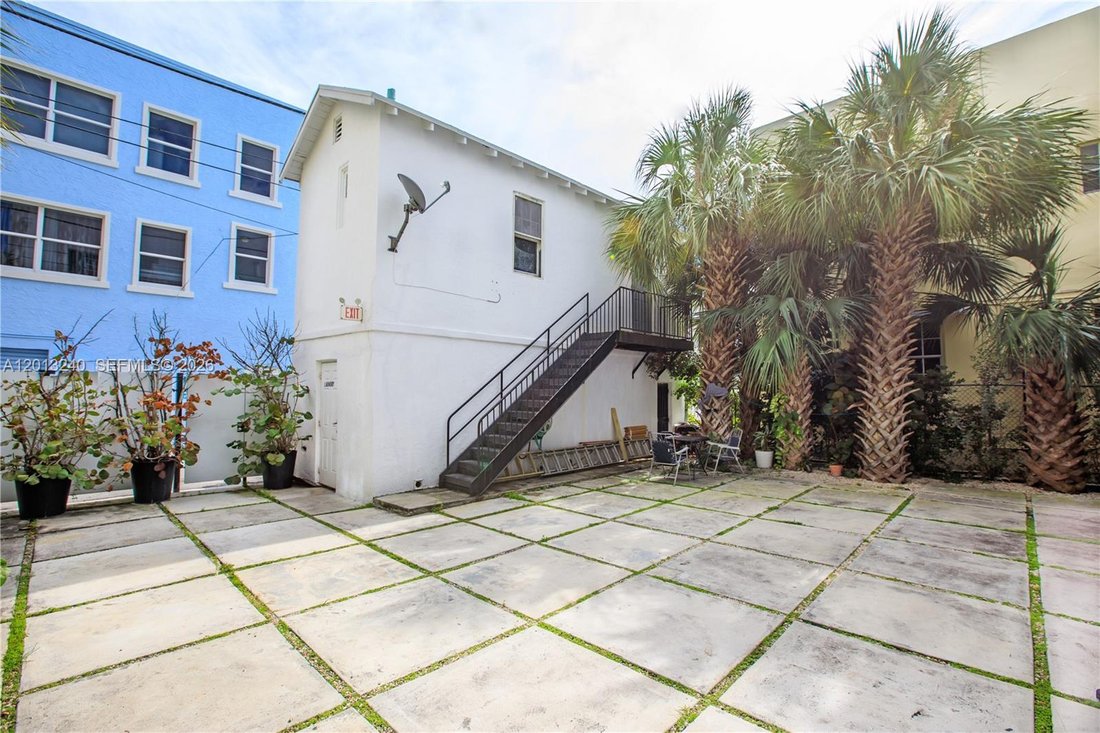 Miami Beach, Florida, United States 5 - 17843932
