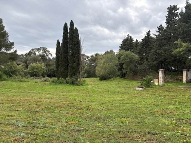 Land in La Croix-Valmer, Provence-Alpes-Côte d'Azur, France 1 - 17846944