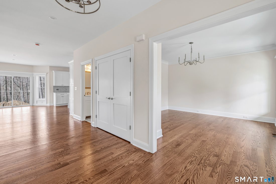 House in Shelton, Connecticut, United States 5 - 17845956