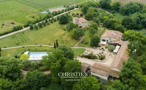 Estate in Saint-Clar, Occitania, France 1