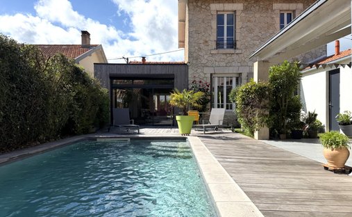 House in Port Neuf, La Rochelle, France 1