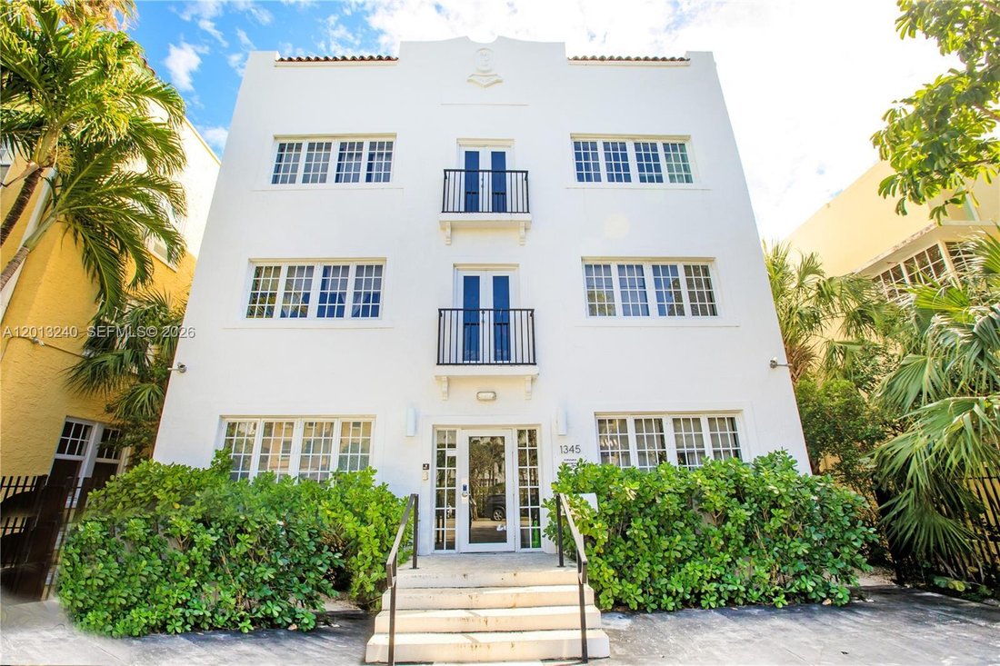 Miami Beach, Florida, United States 1 - 17843932