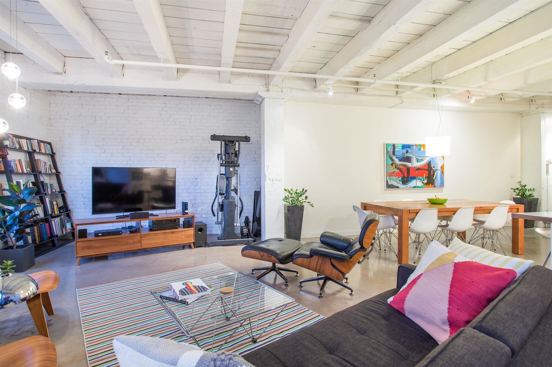 Condo in Vancouver, Canada 2 - 17847664