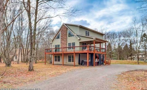 House in Blakeslee, Pennsylvania, United States 1