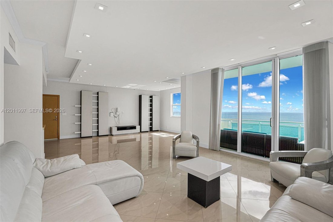 Condo in Hollywood, Florida, United States 3 - 17846360