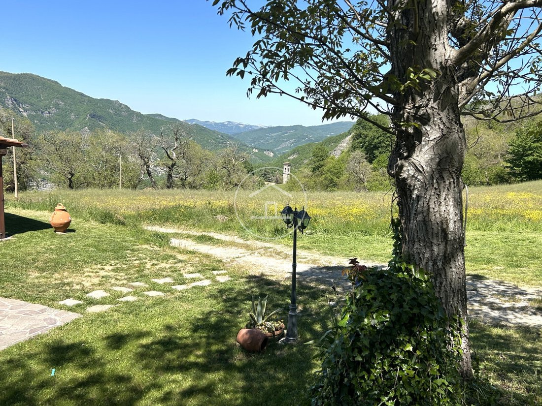 Villa in Firenzuola, Tuscany, Italy 2 - 17848091