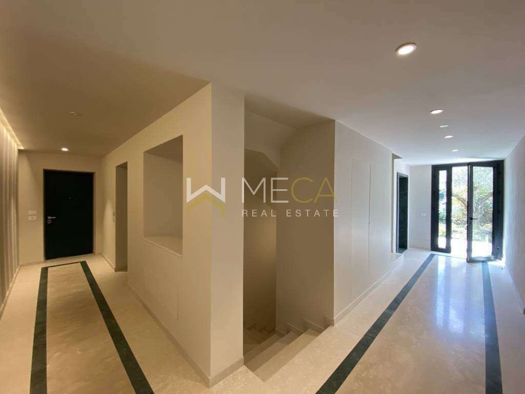 Apartment in Desenzano Centro, Desenzano del Garda, Lombardy 5 - 17846622