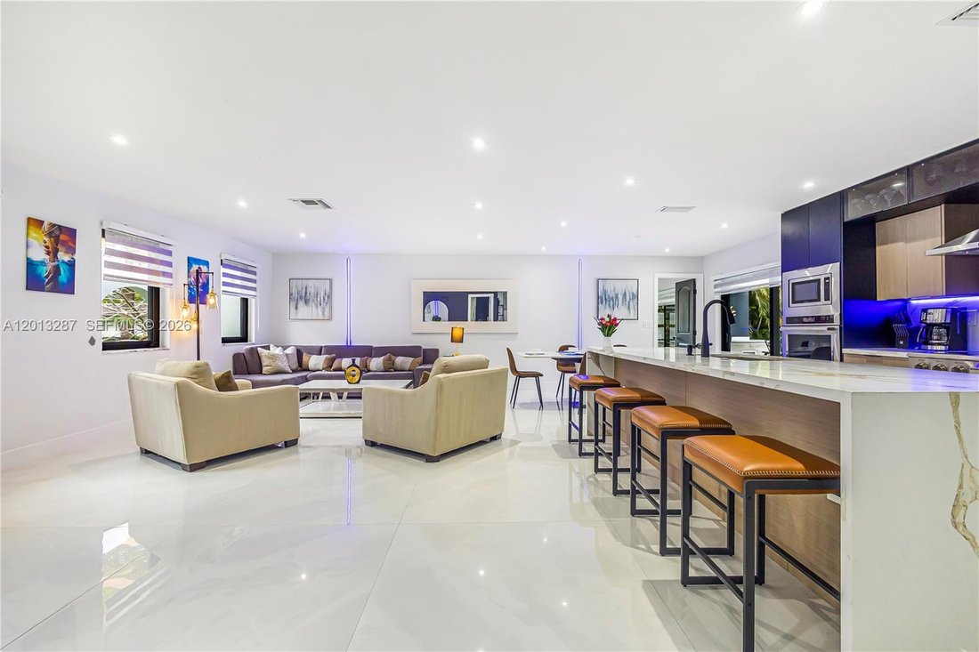 House in Miami Lakes, Florida, United States 4 - 17846371