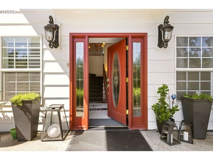 House in Lake Oswego, Oregon, United States 3 - 17849152