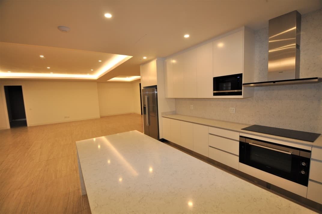 Apartment in Strathavon, Chislehurston, Gauteng 5 - 17845393