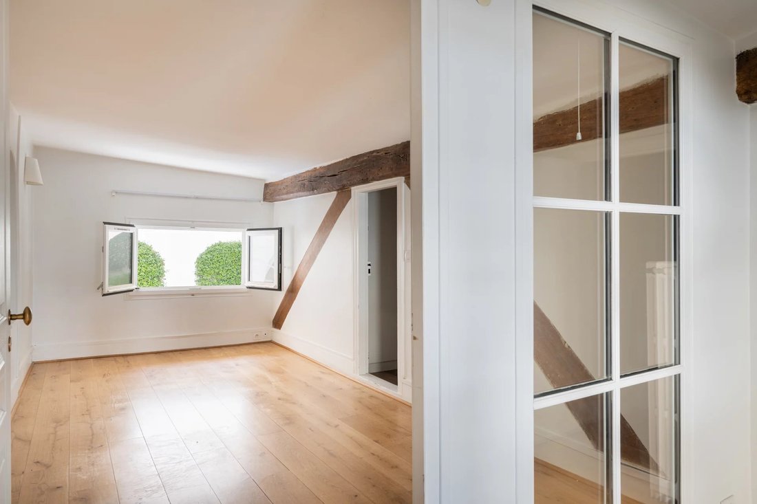 Apartment in Saint Thomas d'Aquin, Paris 7e Arrondissement, Paris 3 - 17844622