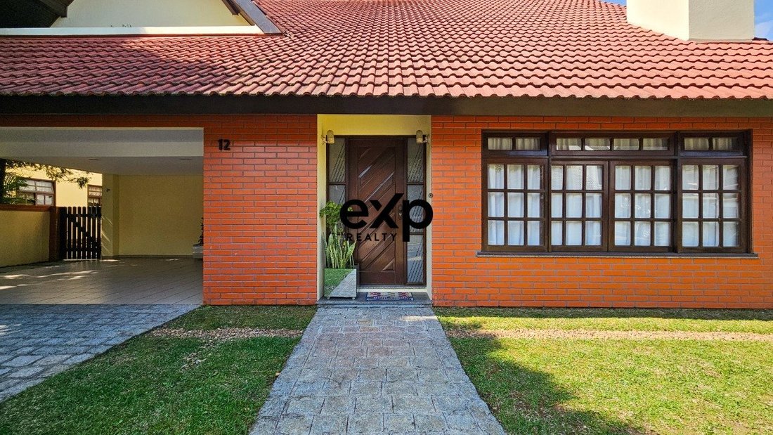 House in Curitiba, State of Paraná, Brazil 5 - 17847768