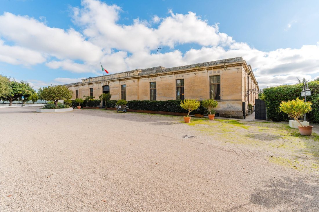 Farm Ranch in Ferrovia-Rudiae, Lecce, Apulia 2 - 17844363