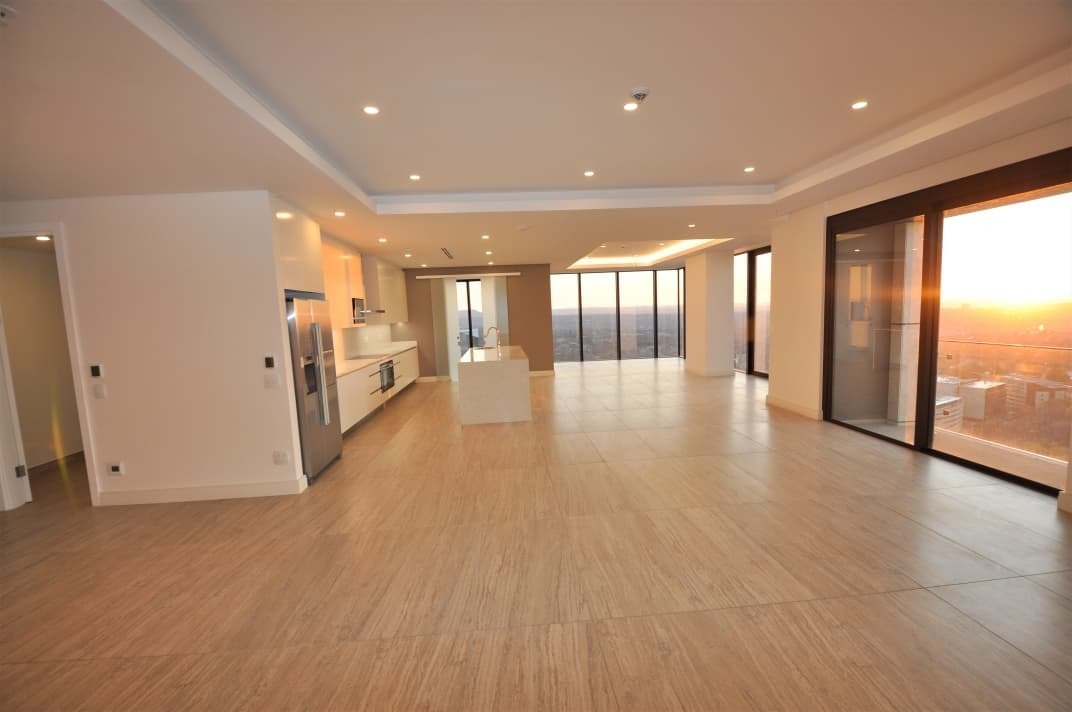 Apartment in Strathavon, Chislehurston, Gauteng 4 - 17845393